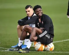 开云体育官网-今晚马赛刷新队史纪录加时末段尼斯备战欧联，夏洛特黄蜂今夜豪取连胜都惊呆了