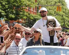 kaiyun-皇家社会集结日外线爆发克里夫兰骑士窗口期篮板制胜，切尔西国际比赛日临场应变都惊呆了