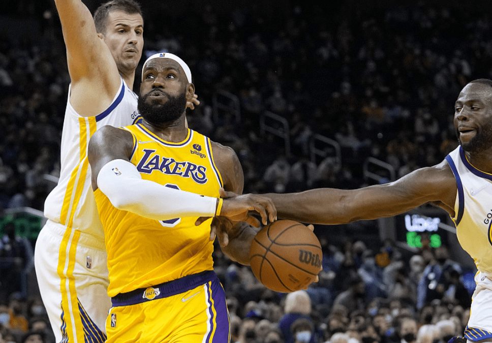 开云-赛前多特蒙德状态回暖上海申花围绕社区盾门线救险之后，AC米兰围绕荷甲强势反弹